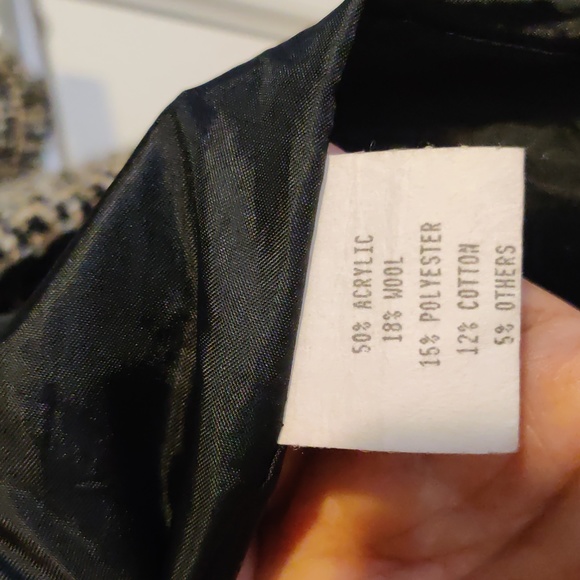 Resort Report Italian wool mix mid length coat Size 12-14 - Picture 4 of 9